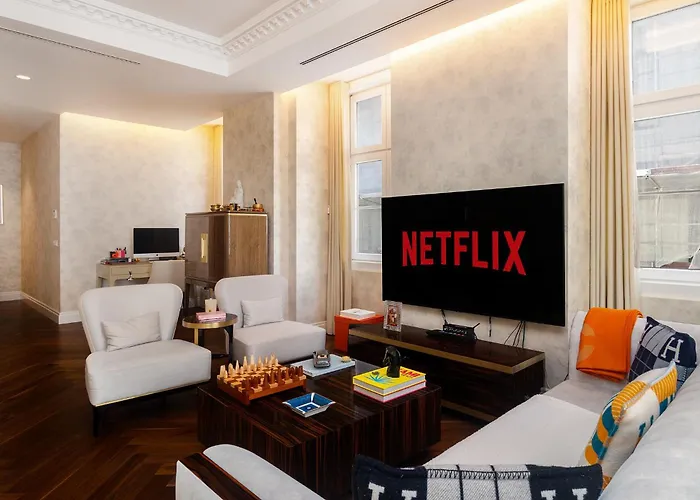 아파트 Whome Timeless Luxury In Historical Center *