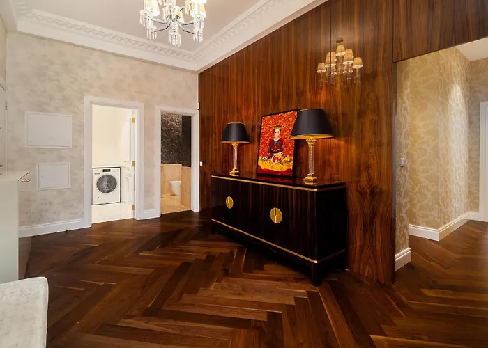 Whome Timeless Luxury In Historical Center 아파트 리스본