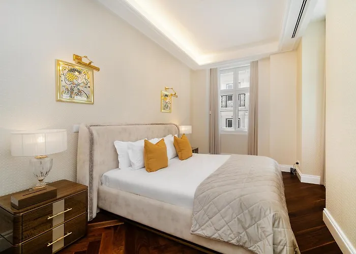 Whome Timeless Luxury In Historical Center 아파트