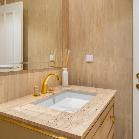 Whome Timeless Luxury In Historical Center * Lisboa