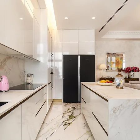 公寓 Whome Timeless Luxury In Historical Center