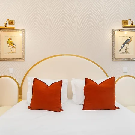 Apartament Whome Timeless Luxury In Historical Center