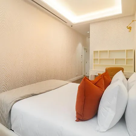Whome Timeless Luxury In Historical Center Лиссабон