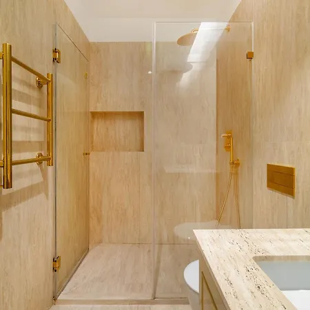 Whome Timeless Luxury In Historical Center Лиссабон
