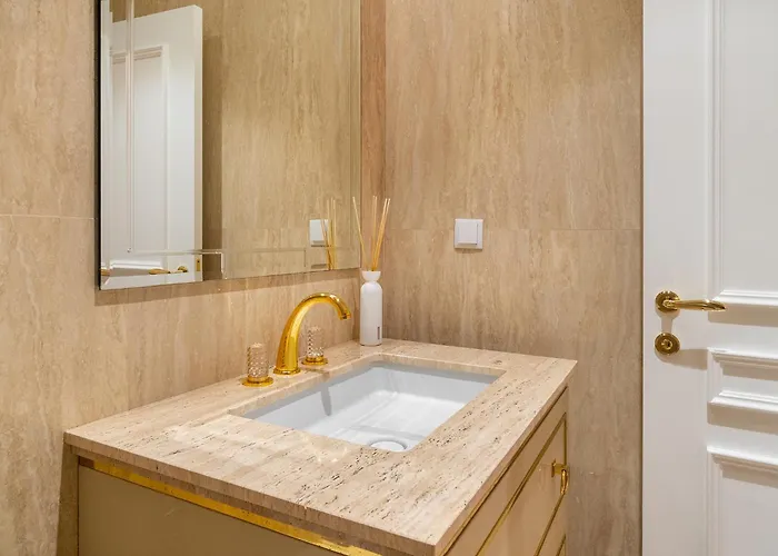 Whome Timeless Luxury In Historical Center * Lizbona